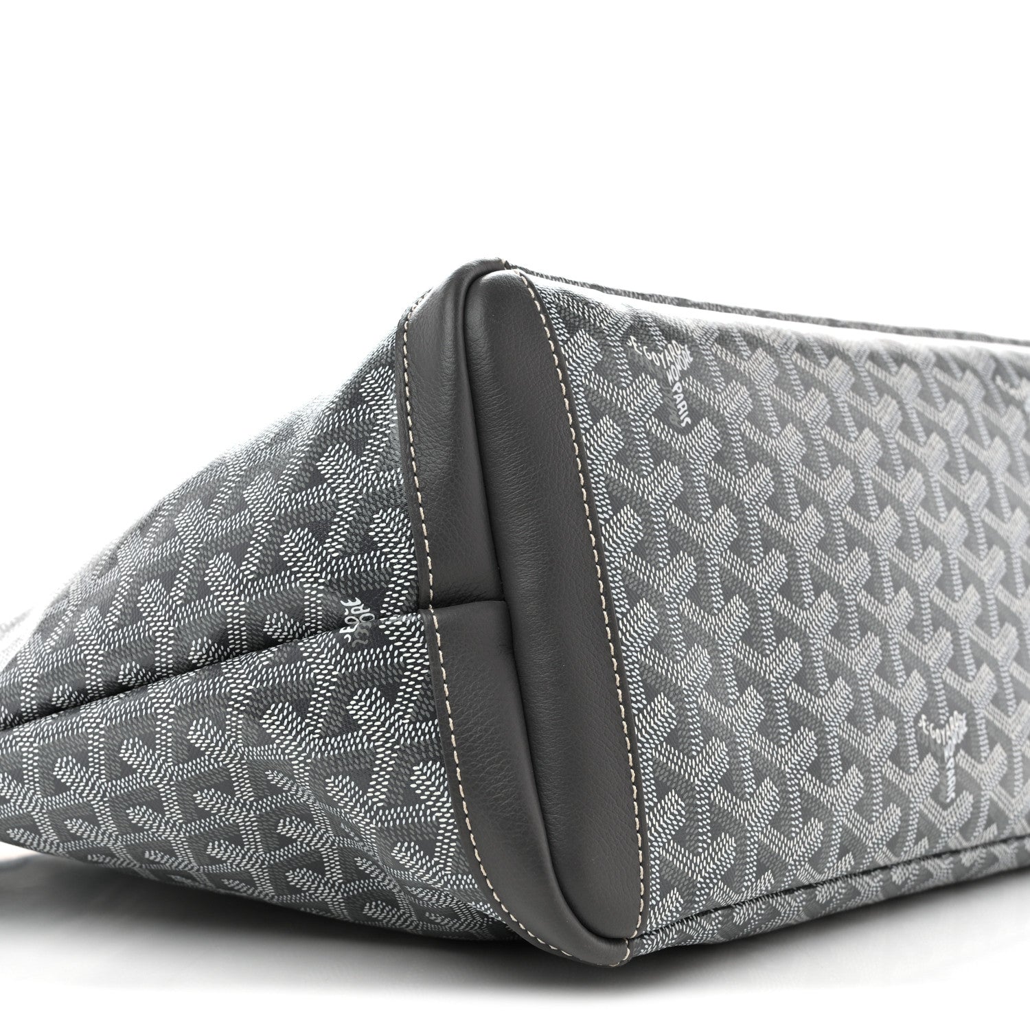 Goyardine Artois MM Grey