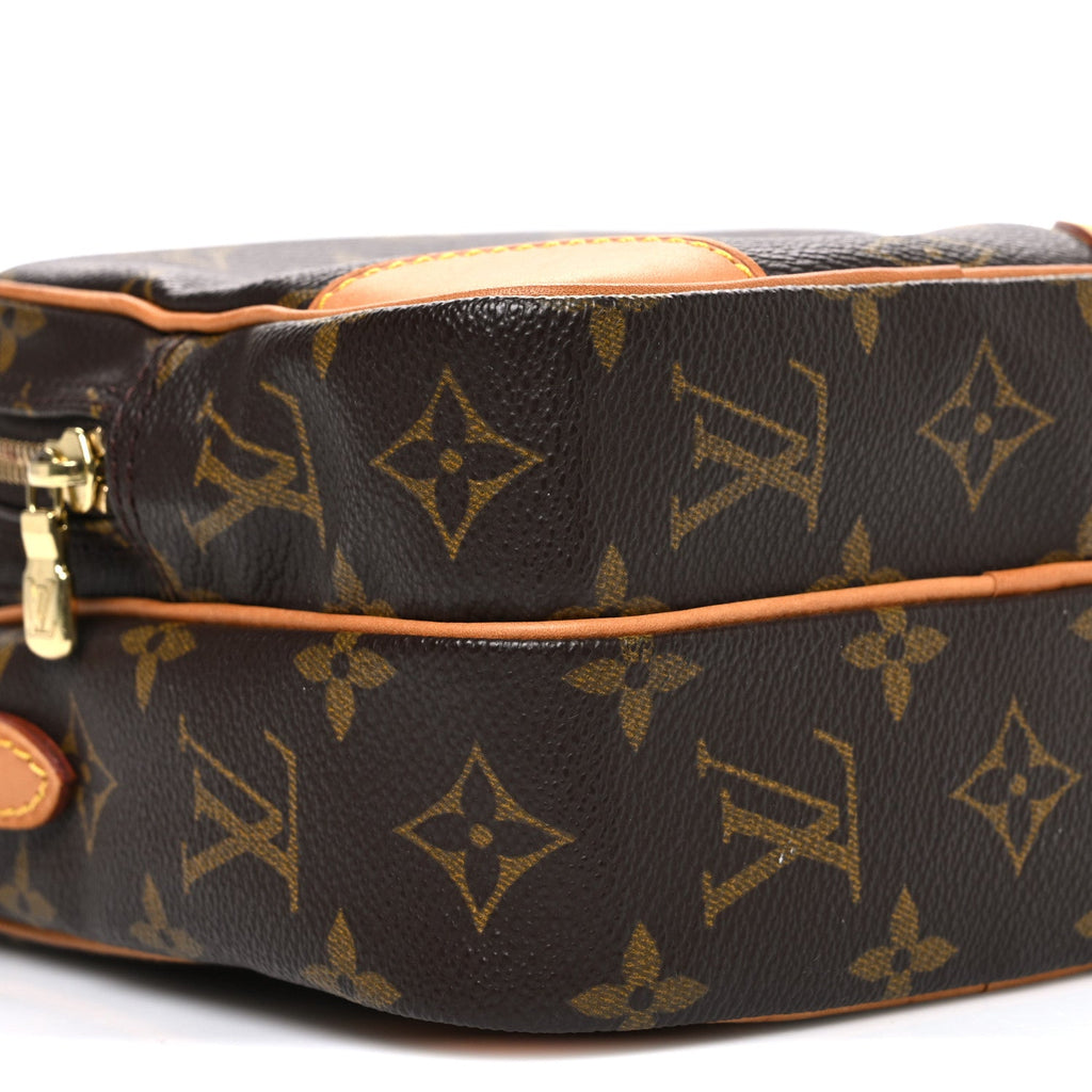 Monogram Amazone