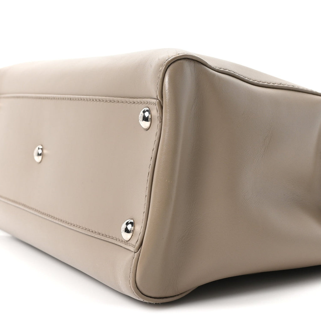 Vitello Morgan Shiny Nappa Medium Peekaboo Iconic Satchel Tortora