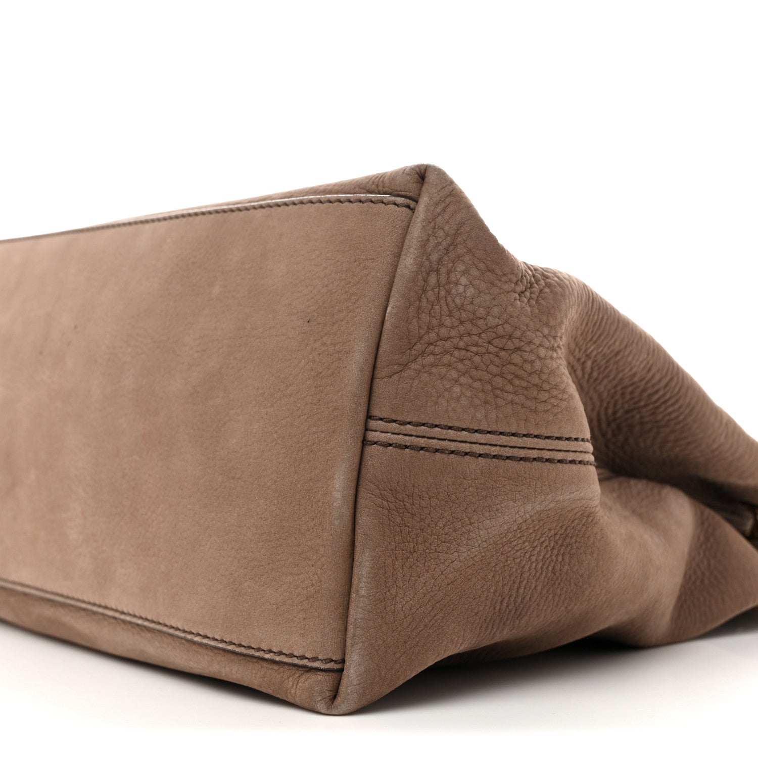 Vitello Range Medium Soho Chain Shoulder Bag Grey Field