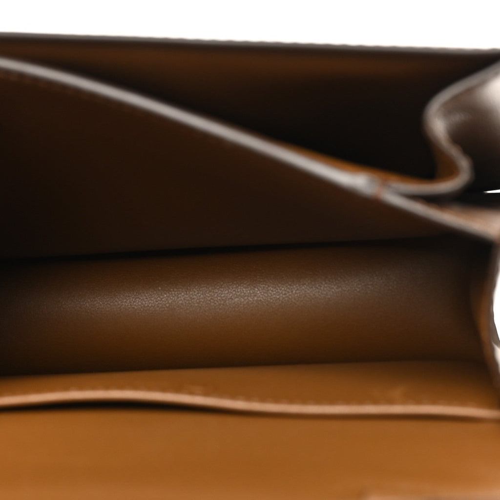 Box Calfskin Teen Classic Box Flap Bag Camel