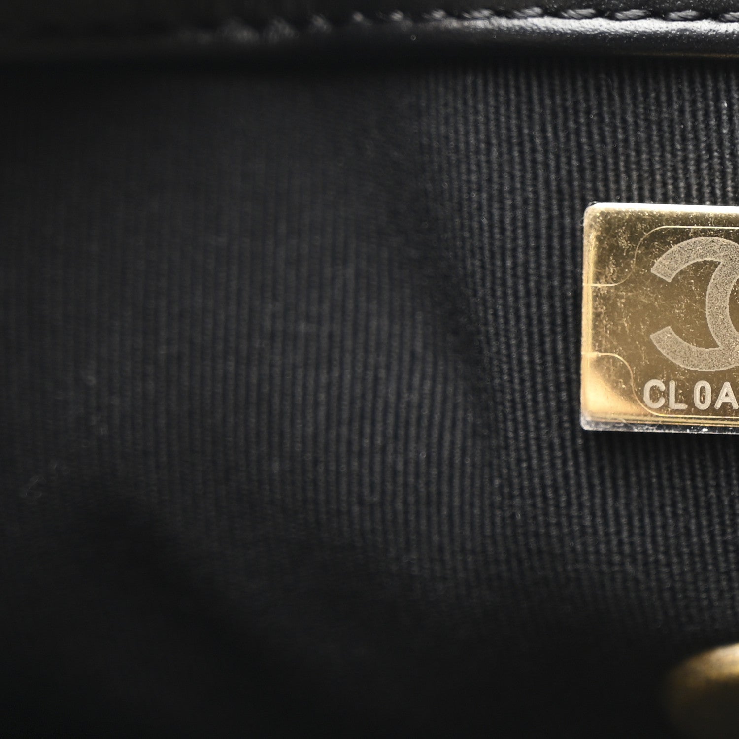 Calfskin Stitched Chain Flap Black