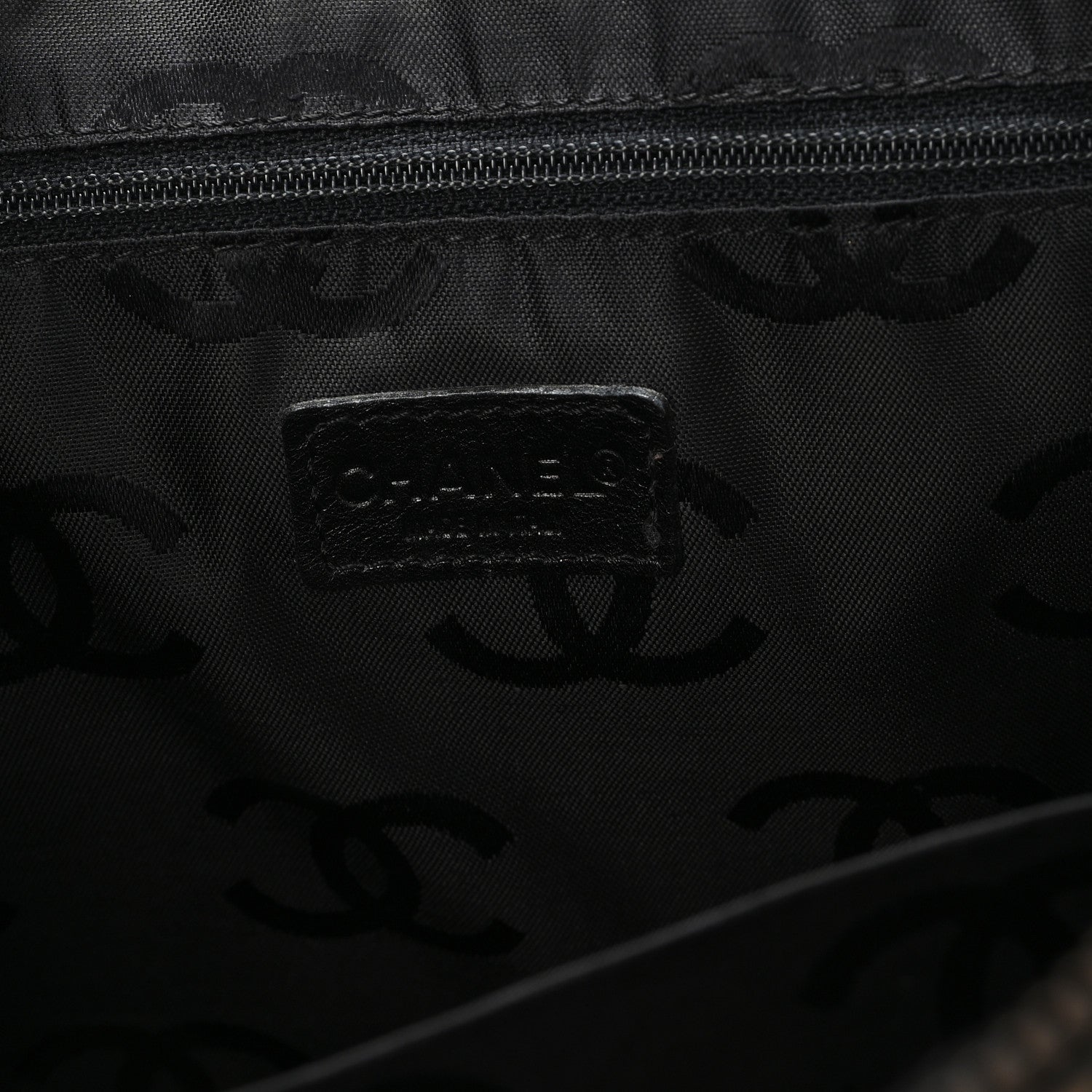 Calfskin Wild Stitch Vertical Top Handle Bag Black