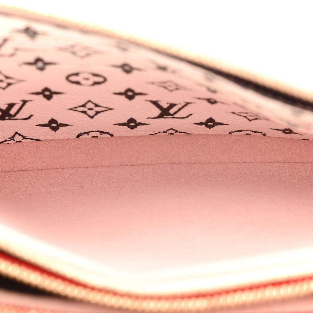 Monogram Giant Double Zip Pochette Rouge
