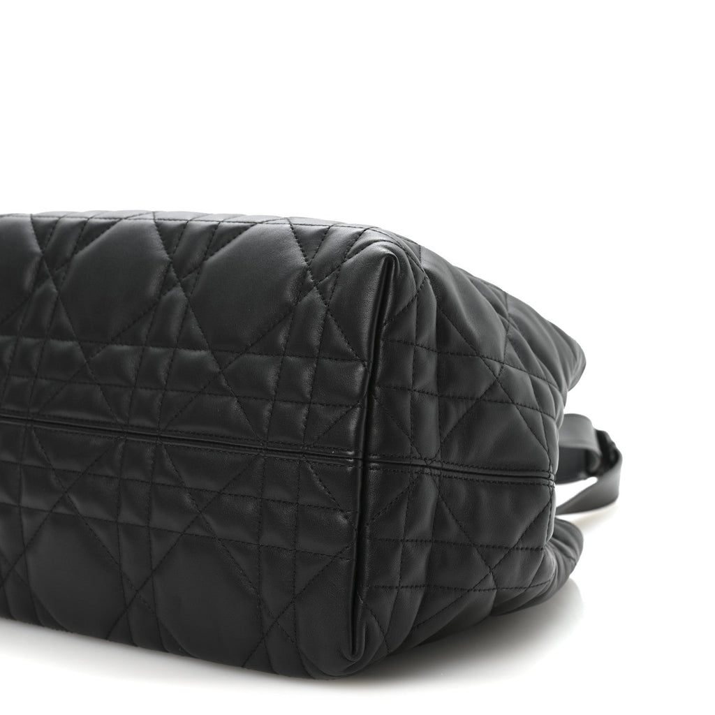 Calfskin Macrocannage Medium Toujours Black