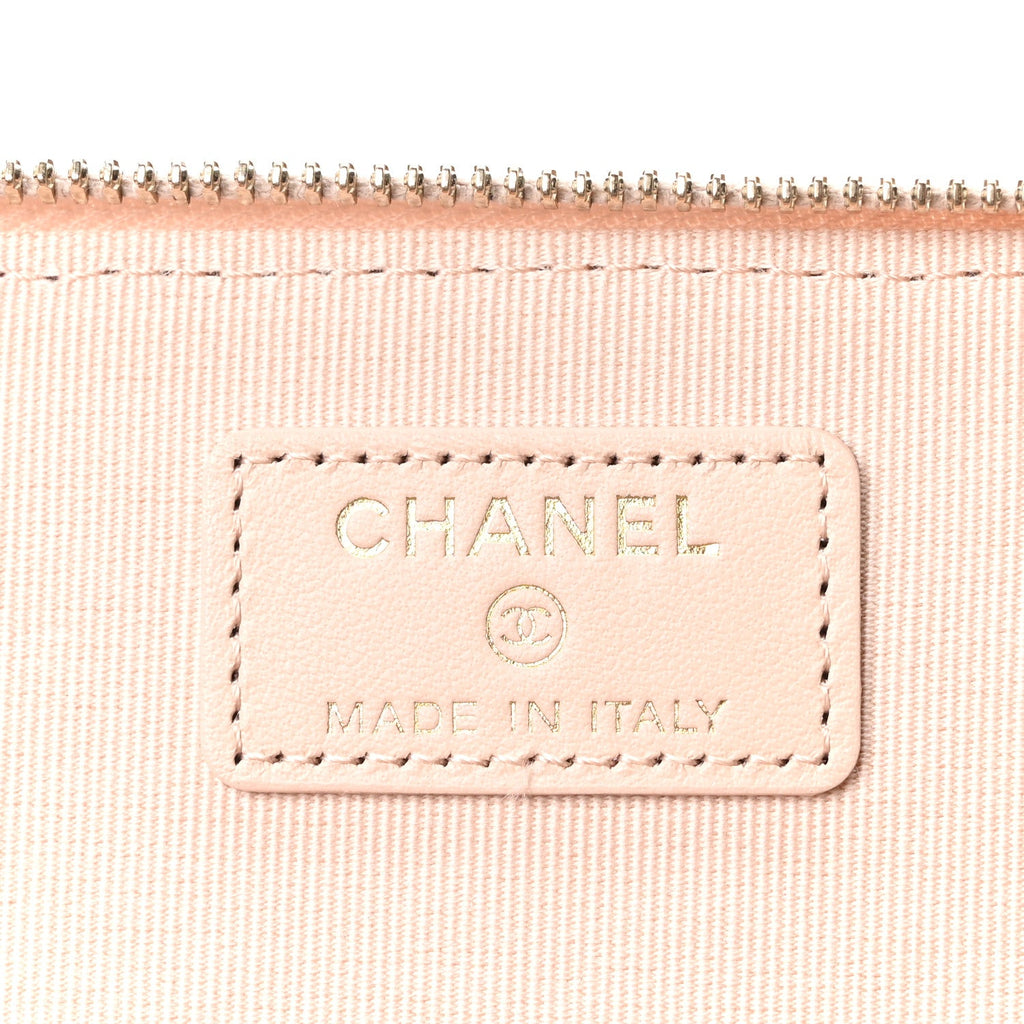Caviar Quilted Small Vanity Case With Chain Light Beige
