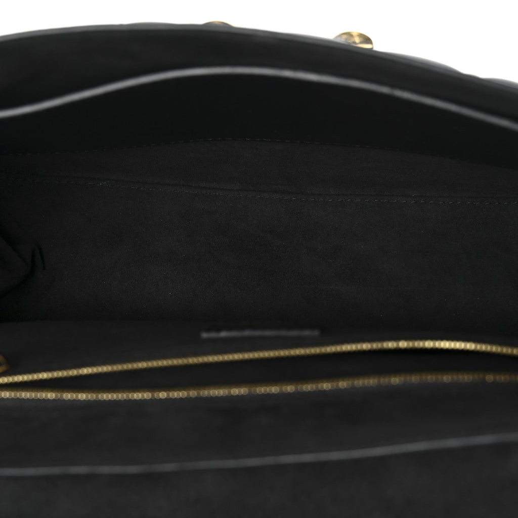 Lambskin Flower Quilted Twist Shoulder Bag GM Black