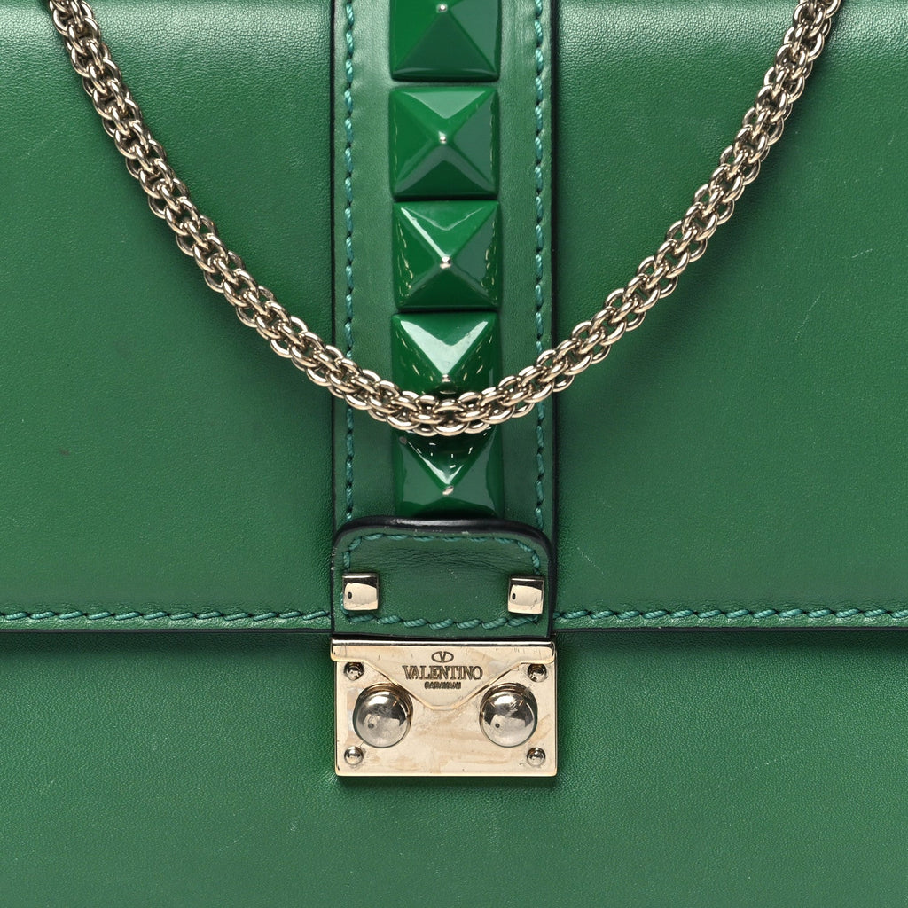 Vitello Medium Glam Lock Rockstud Flap Pop Green