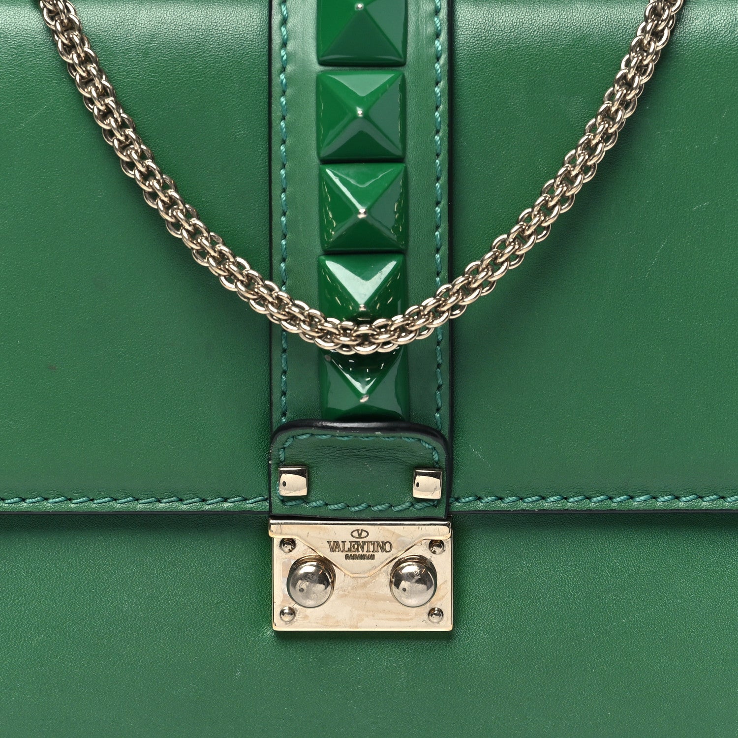 Vitello Medium Glam Lock Rockstud Flap Pop Green