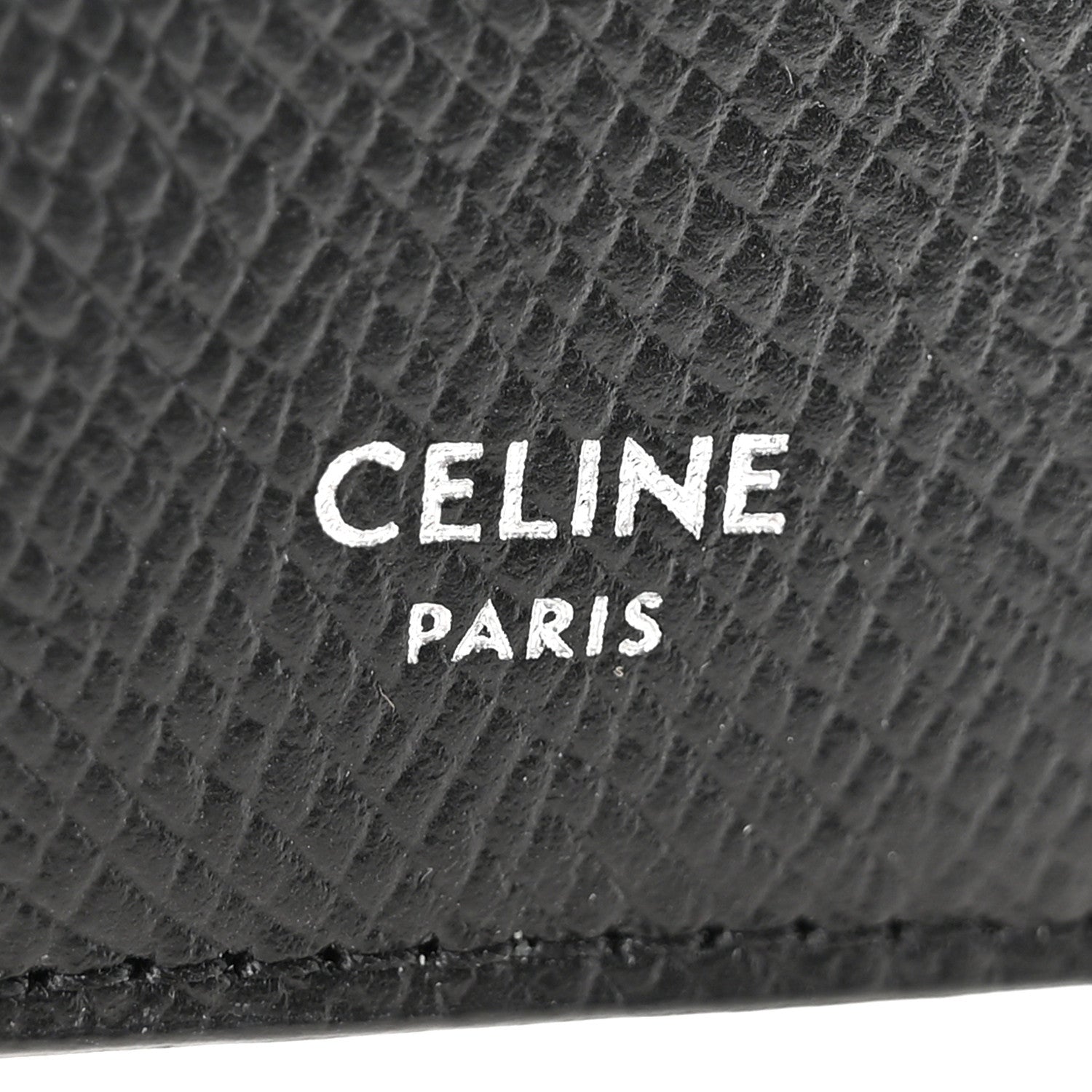 Grained Calfskin Zipped  Holder Black