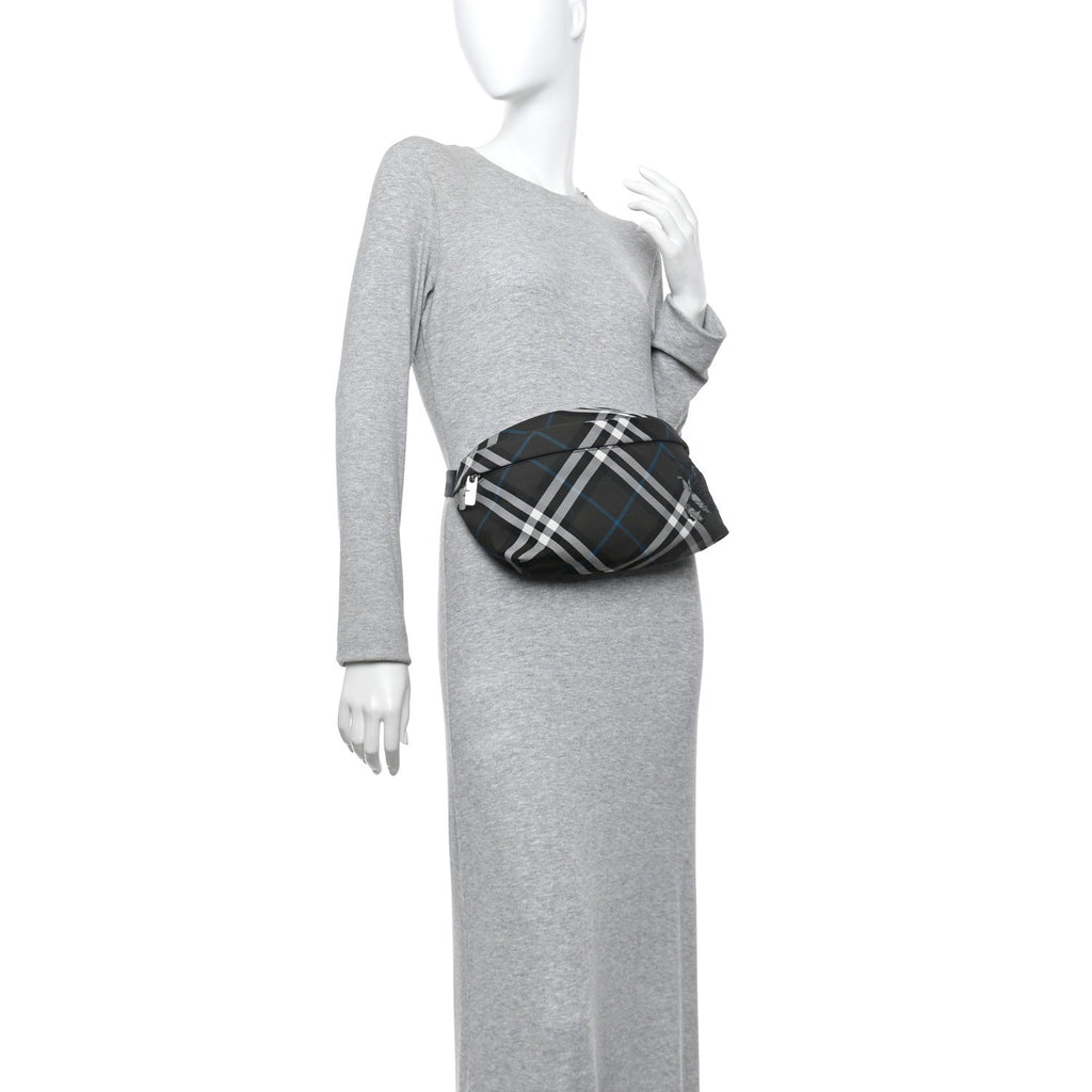 Check Essential Belt Bag Snug
