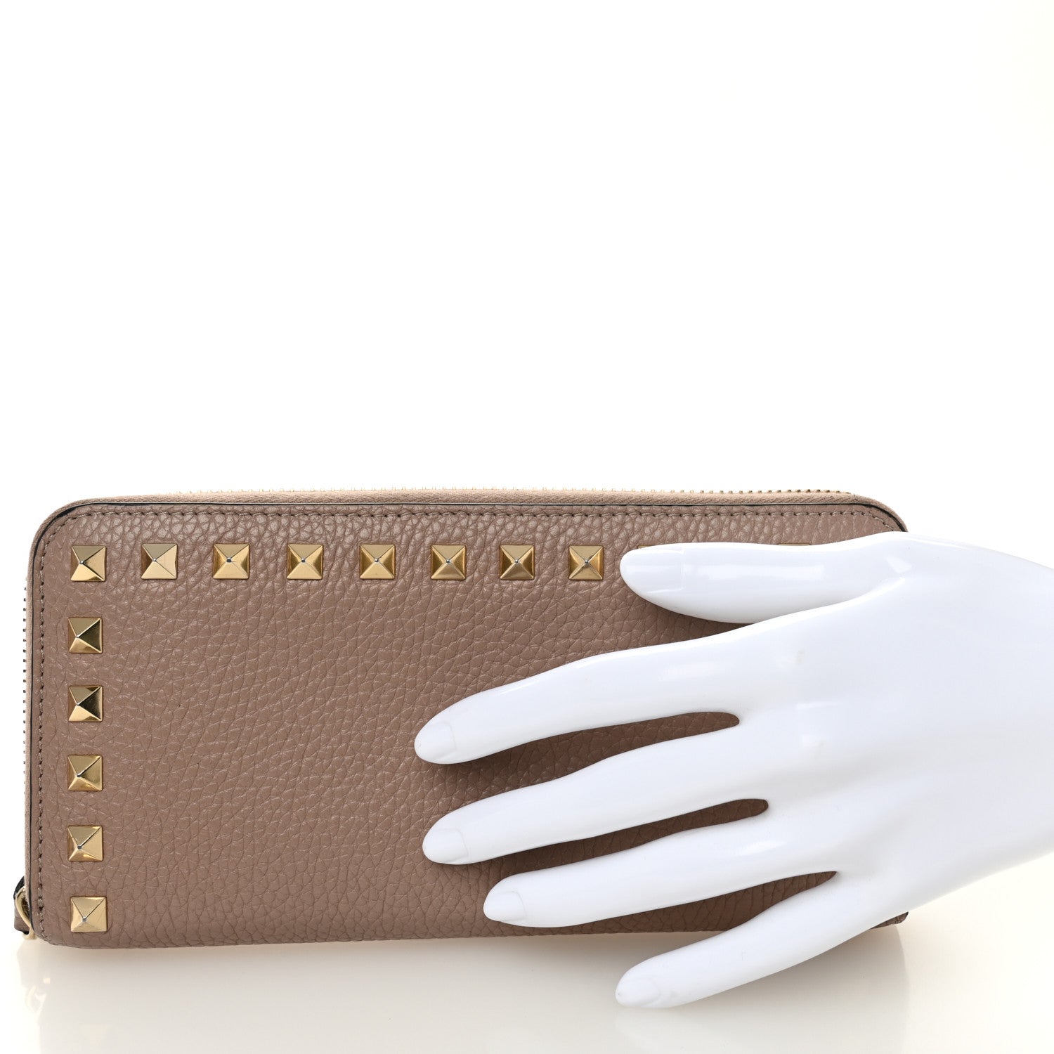 Pebbled Calfskin Rockstud Zip Around Wallet Poudre