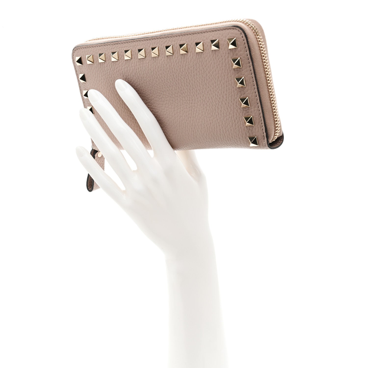 Pebbled Calfskin Rockstud Zip Around Wallet Poudre