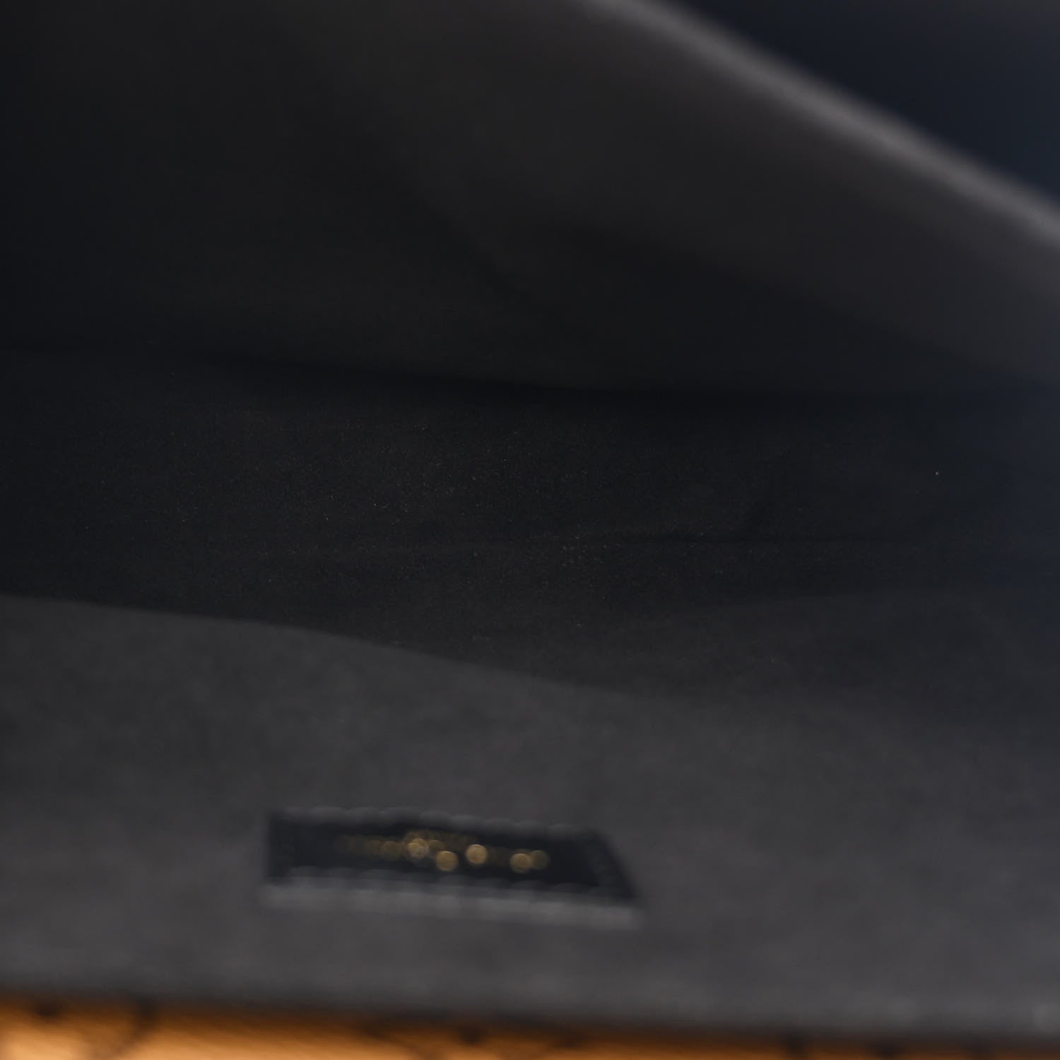 Reverse Monogram Pochette Metis