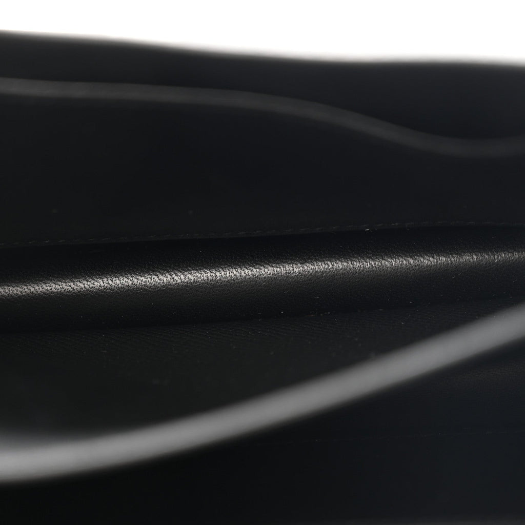 Epsom Constance 18 Black