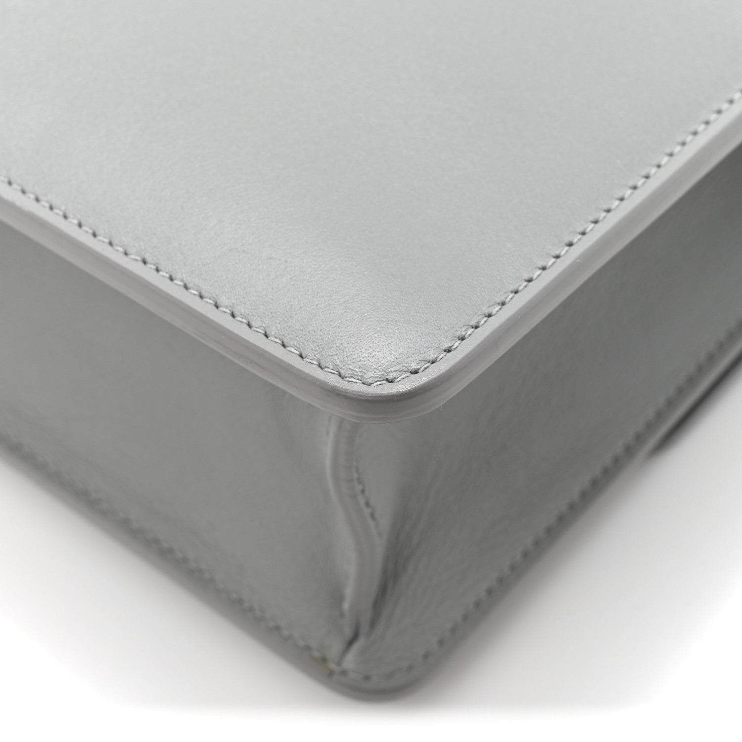 Box Calfskin 30 Montaigne Flap Bag Gray