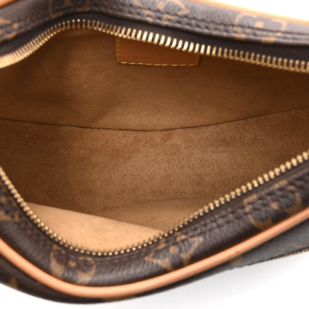 Monogram Loop