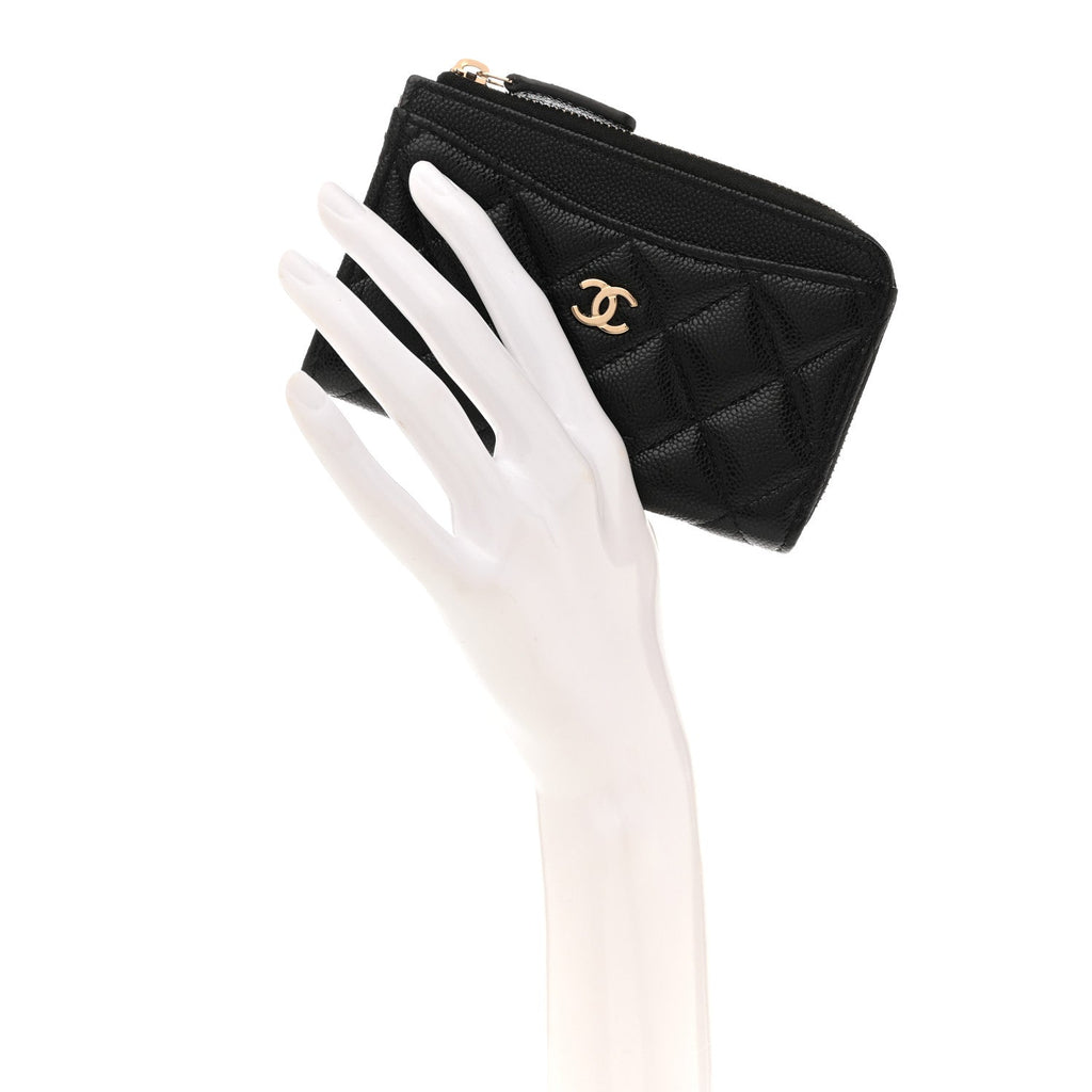 Caviar Quilted CC Zip Around  Holder Black