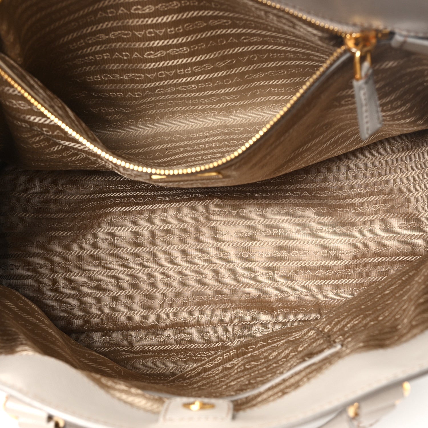 Saffiano Lux Large Tote Pomice