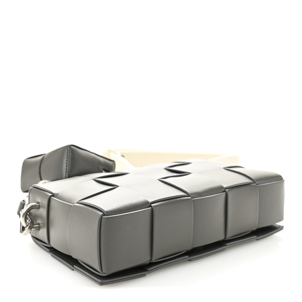 Calfskin Maxi Intrecciato Versatile Cassette Bag Thunder