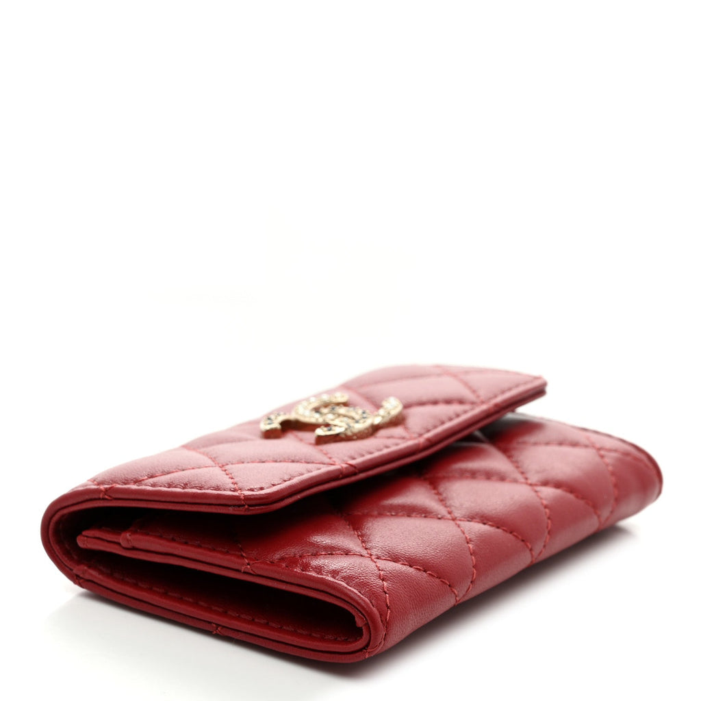 Lambskin Pearl Enamel Quilted Flap  Holder Red