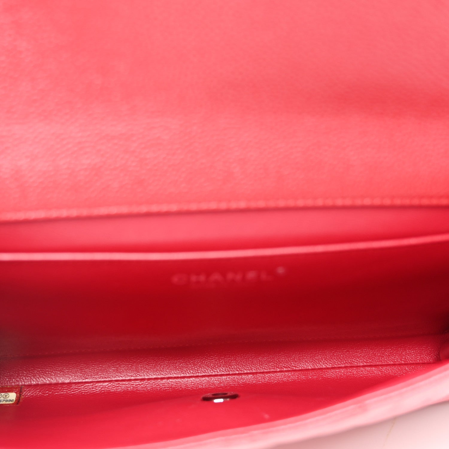 Iridescent Caviar Quilted Clutch With Chain Flap Red