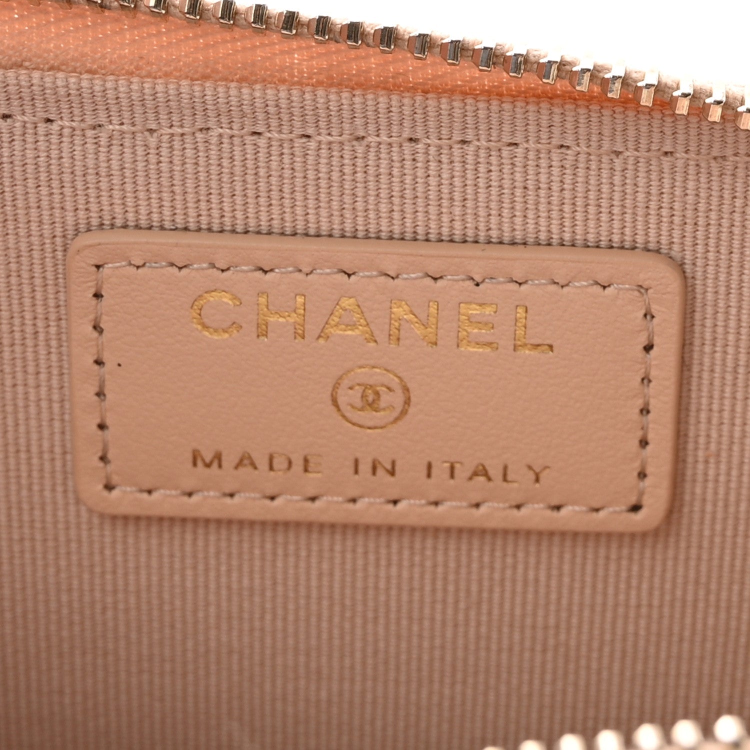 Caviar Quilted CC Zip Around  Holder Beige