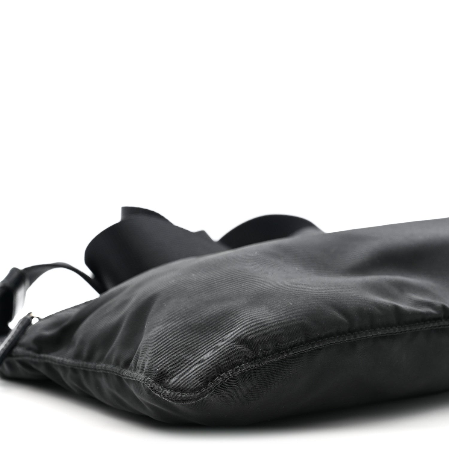 Tessuto Nylon Flat Messenger Bag Black