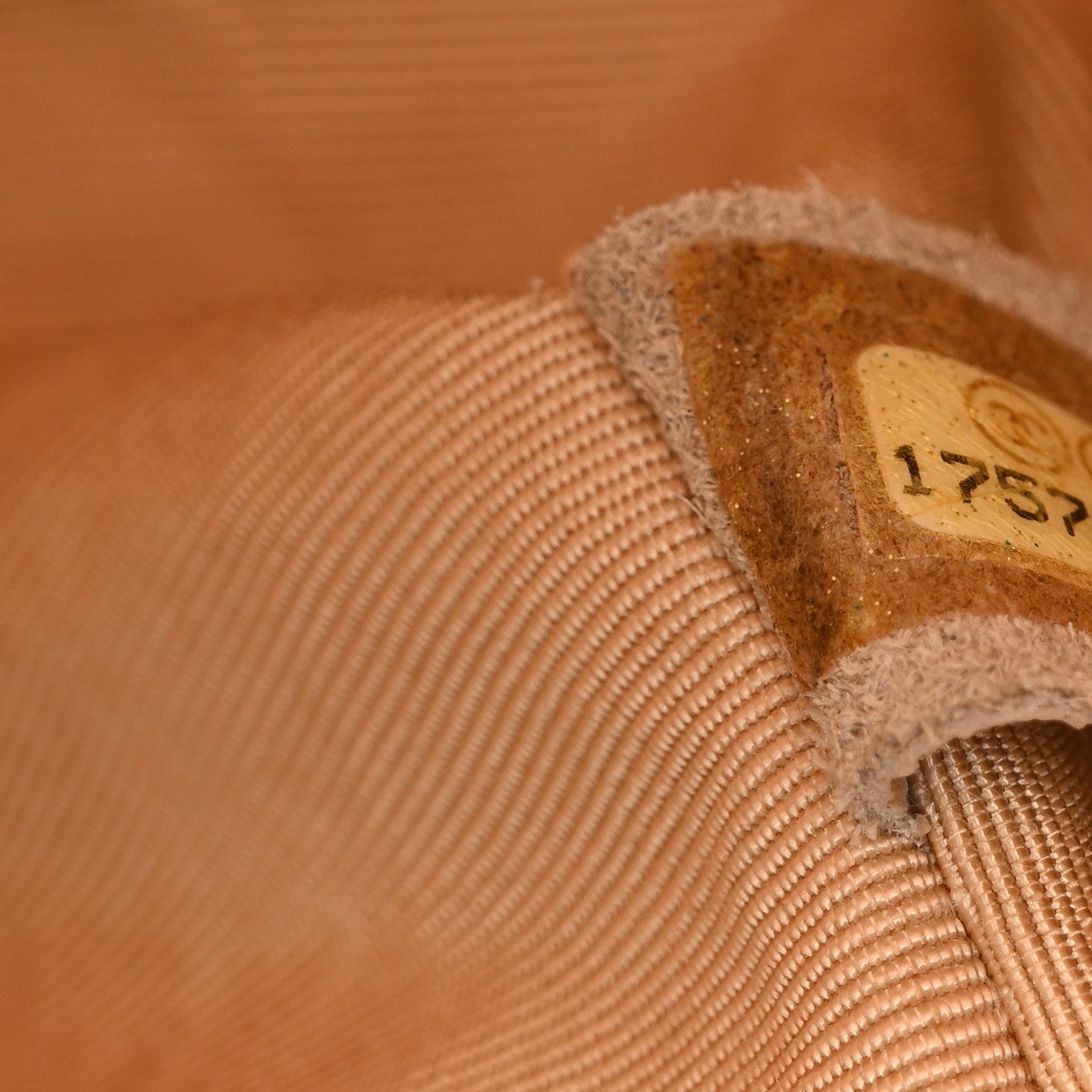 Nubuck Quilted Medium Boy Flap Beige