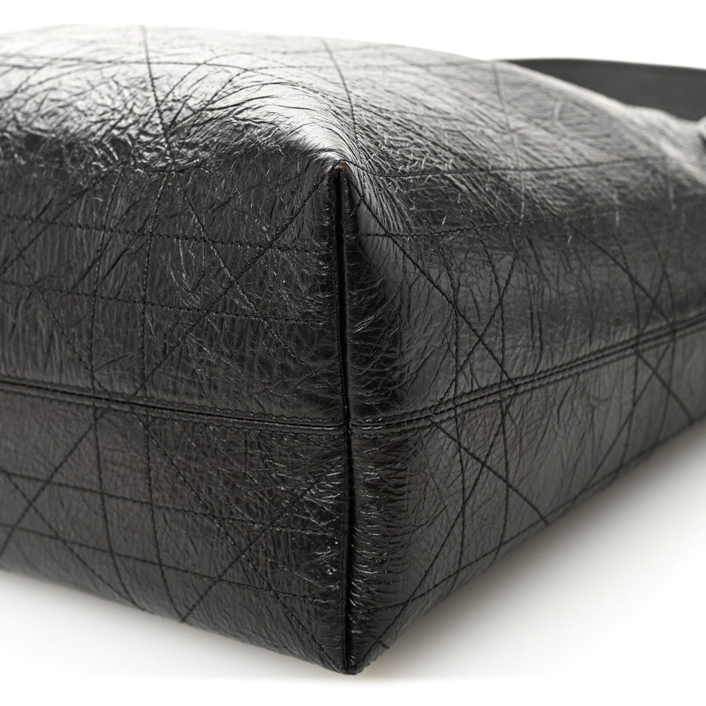 Crinkled Calfskin Macrocannage Large Voyage Bag Black