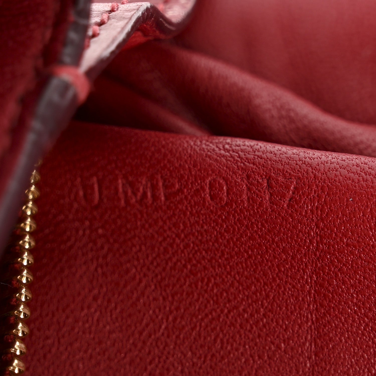 Box Calfskin Small Classic Box Flap Bag Red