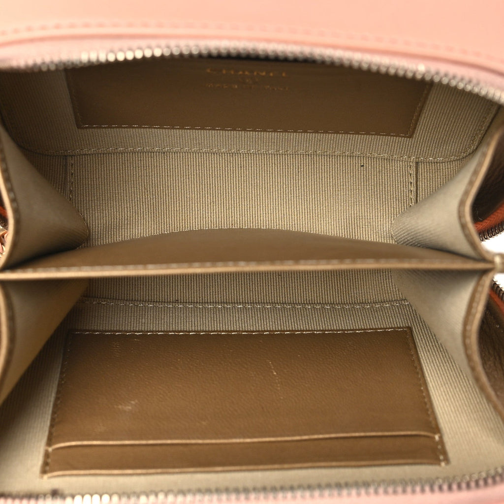 Lambskin Quilted CC Pearl Crush Camera Case Light Pink