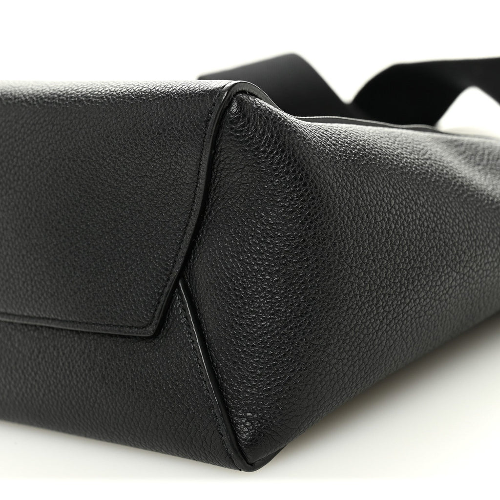 Soft Grained Calfskin Small Sangle Bucket Bag Black