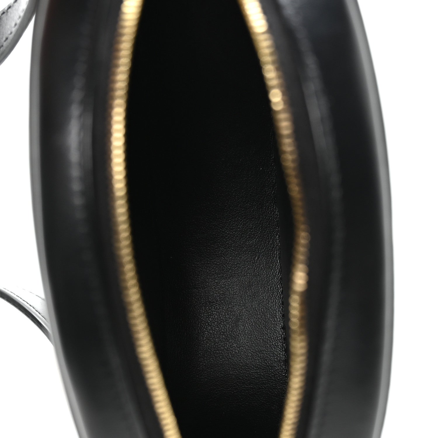 Smooth Calfskin Cuir Small Triomphe Oval Crossbody Purse Black