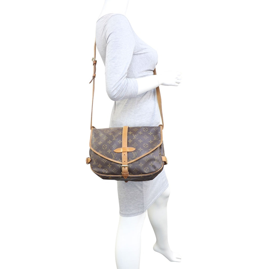 Louis Vuitton Saumur 30 Monogram