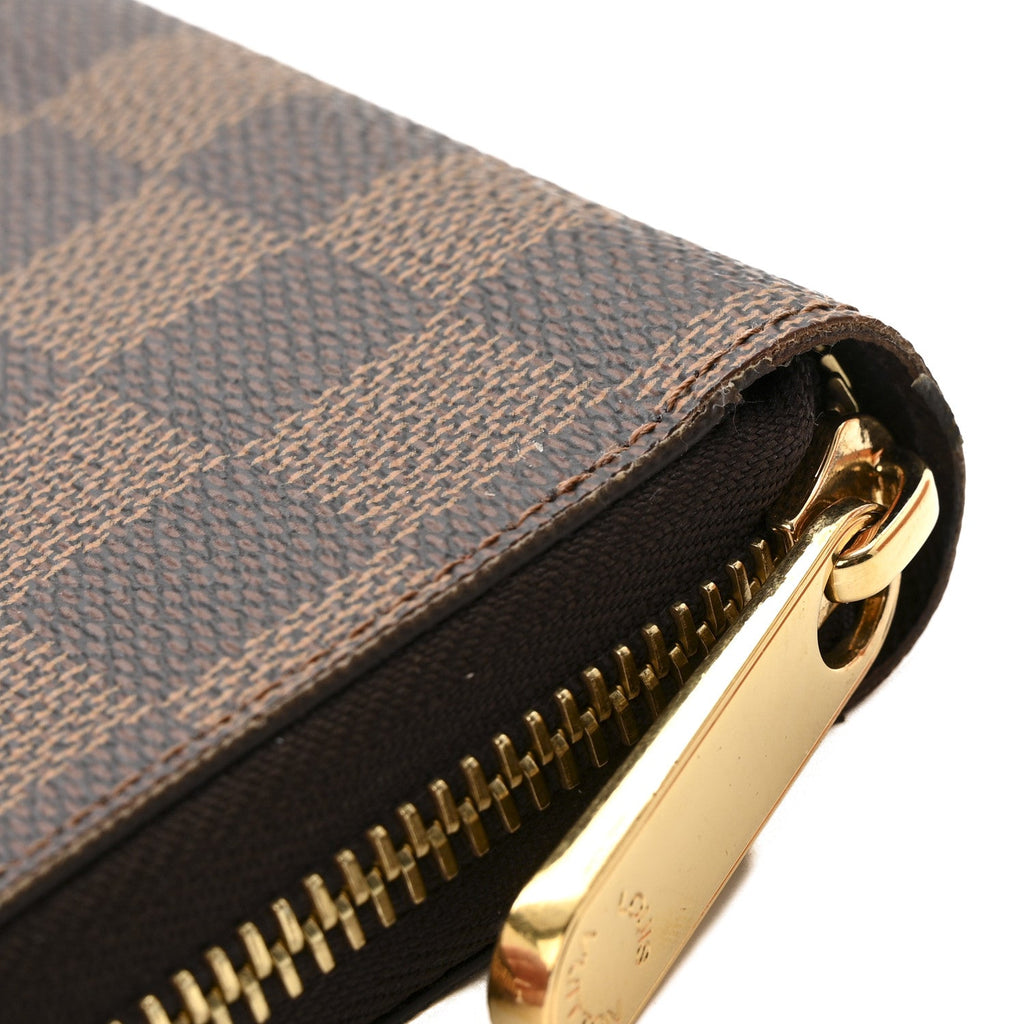 Damier Ebene Zippy Wallet