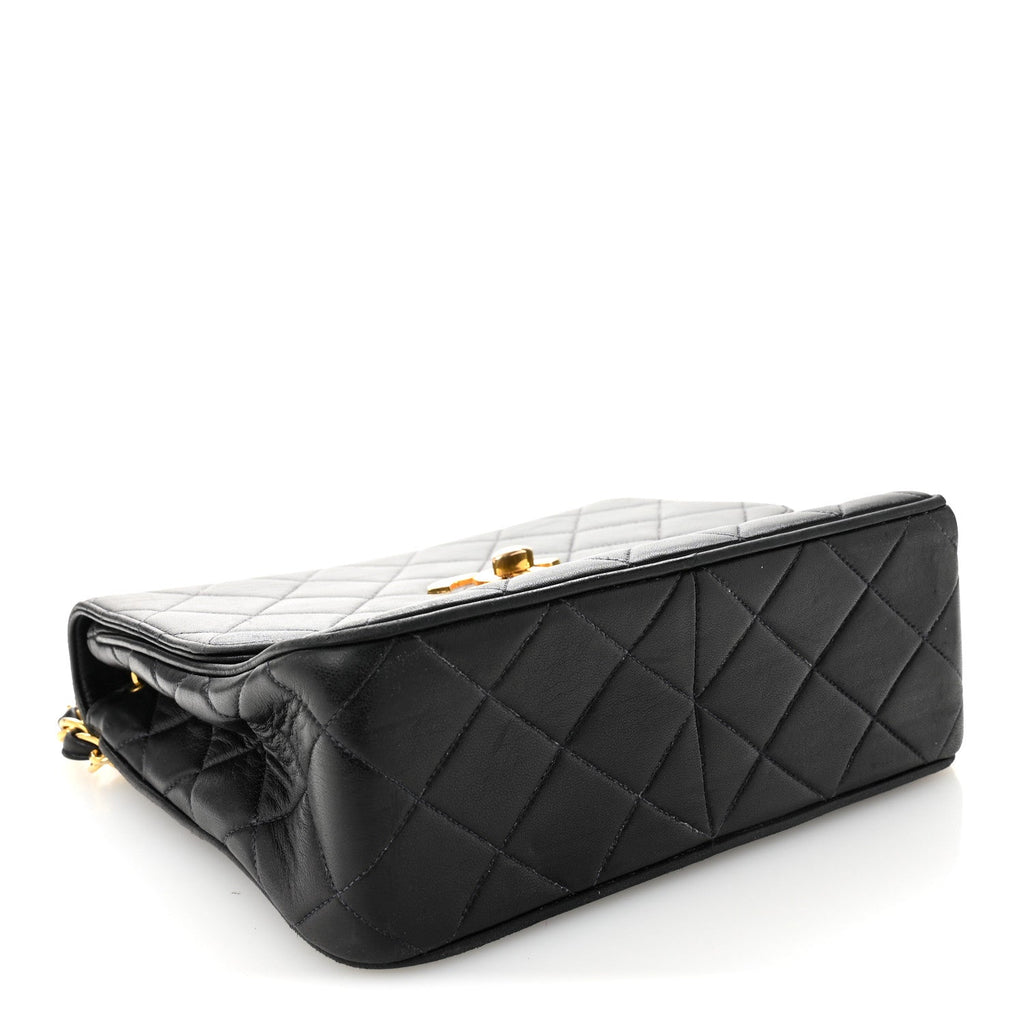 Lambskin Quilted Medium Single Flap Black