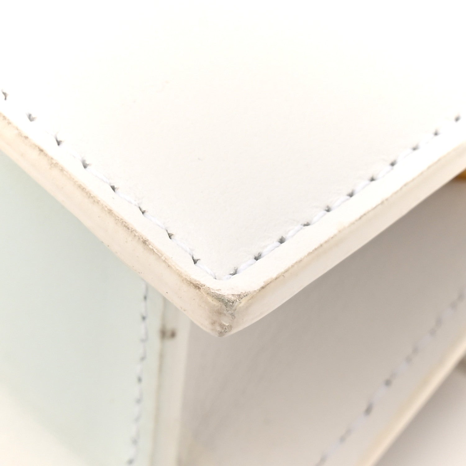 Smooth Calfskin Le Chiquito White