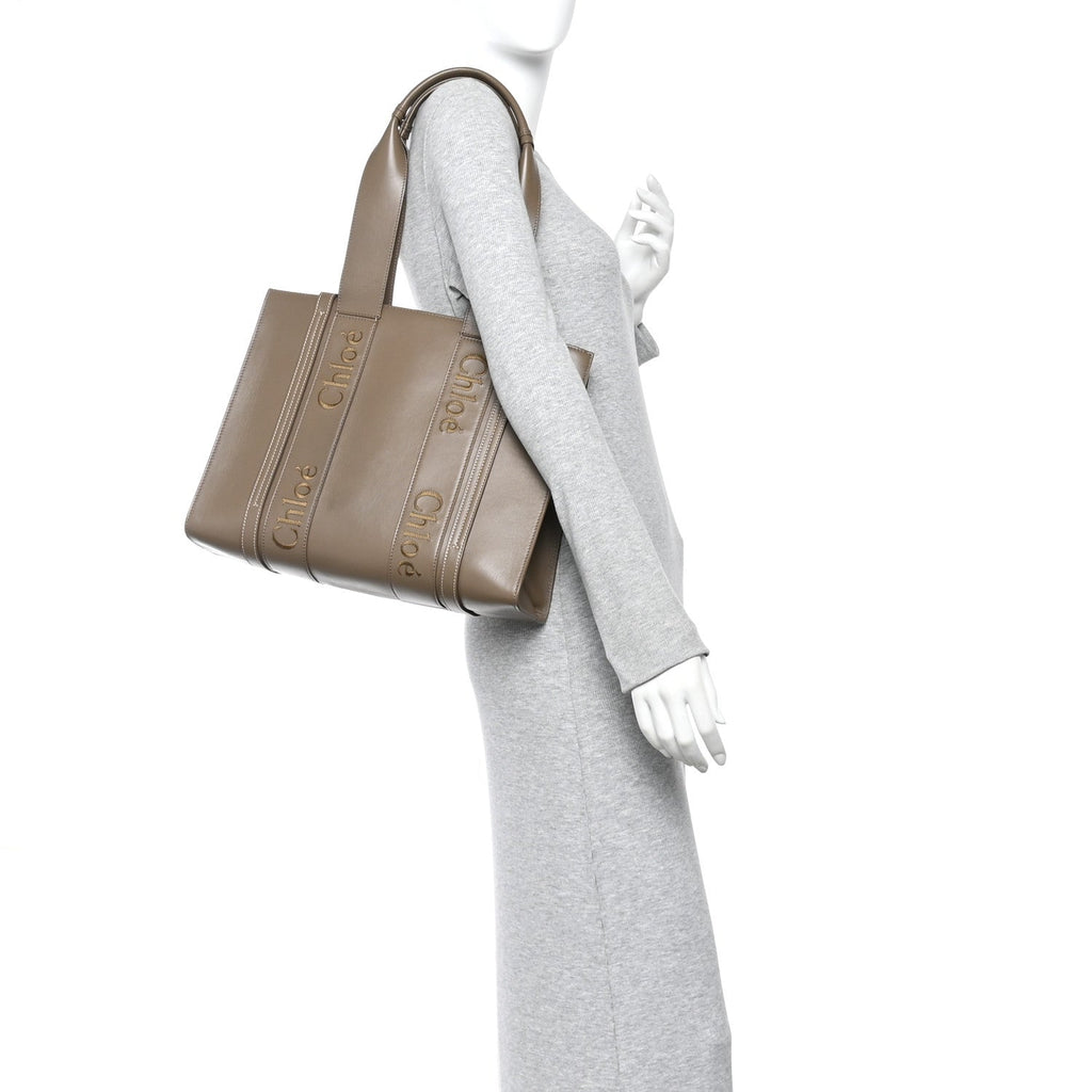 Calfskin Medium Woody Tote Army Green