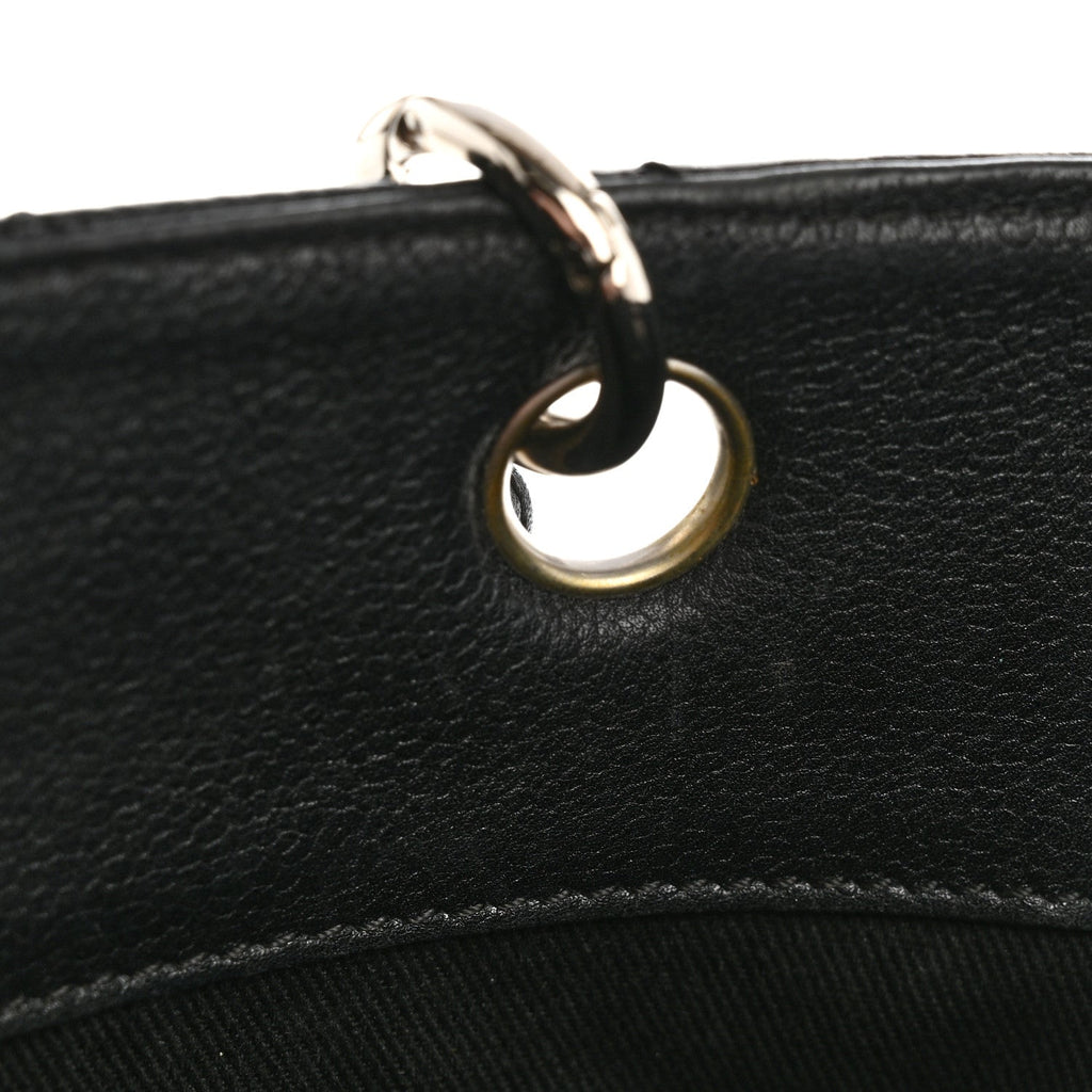 Caviar Quilted Petit Shopping Tote PST Black