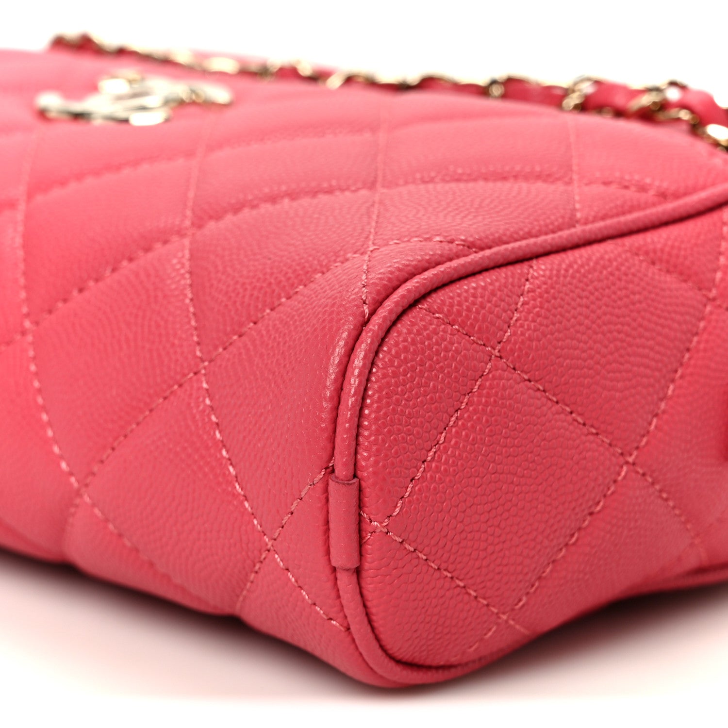 Caviar Quilted Small In & Out Camera Case Pink