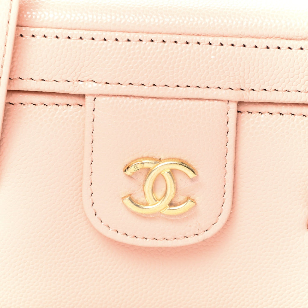 Shiny Caviar Preppy Coco Long Vanity With Strap Light Pink