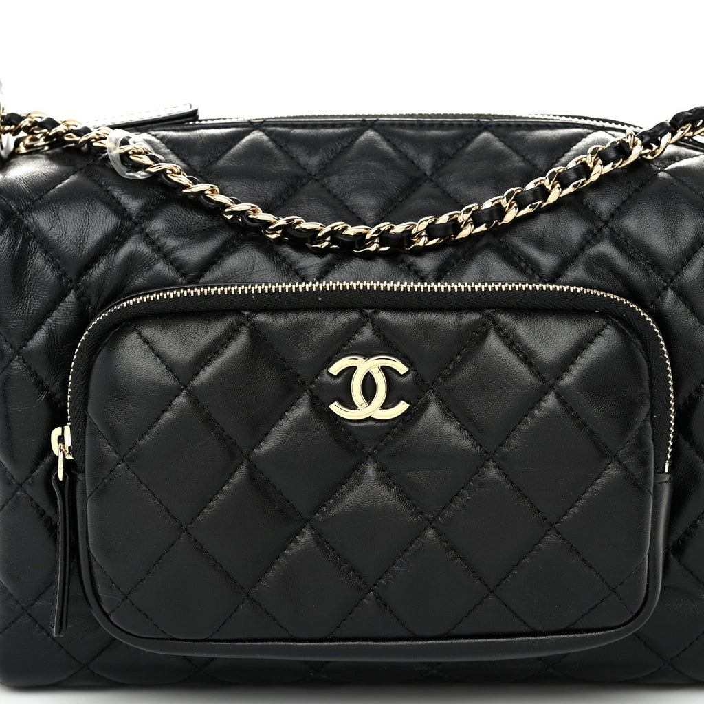 Shiny Crumpled Lambskin Quilted Medium Preppy Pocket Camera Case Black