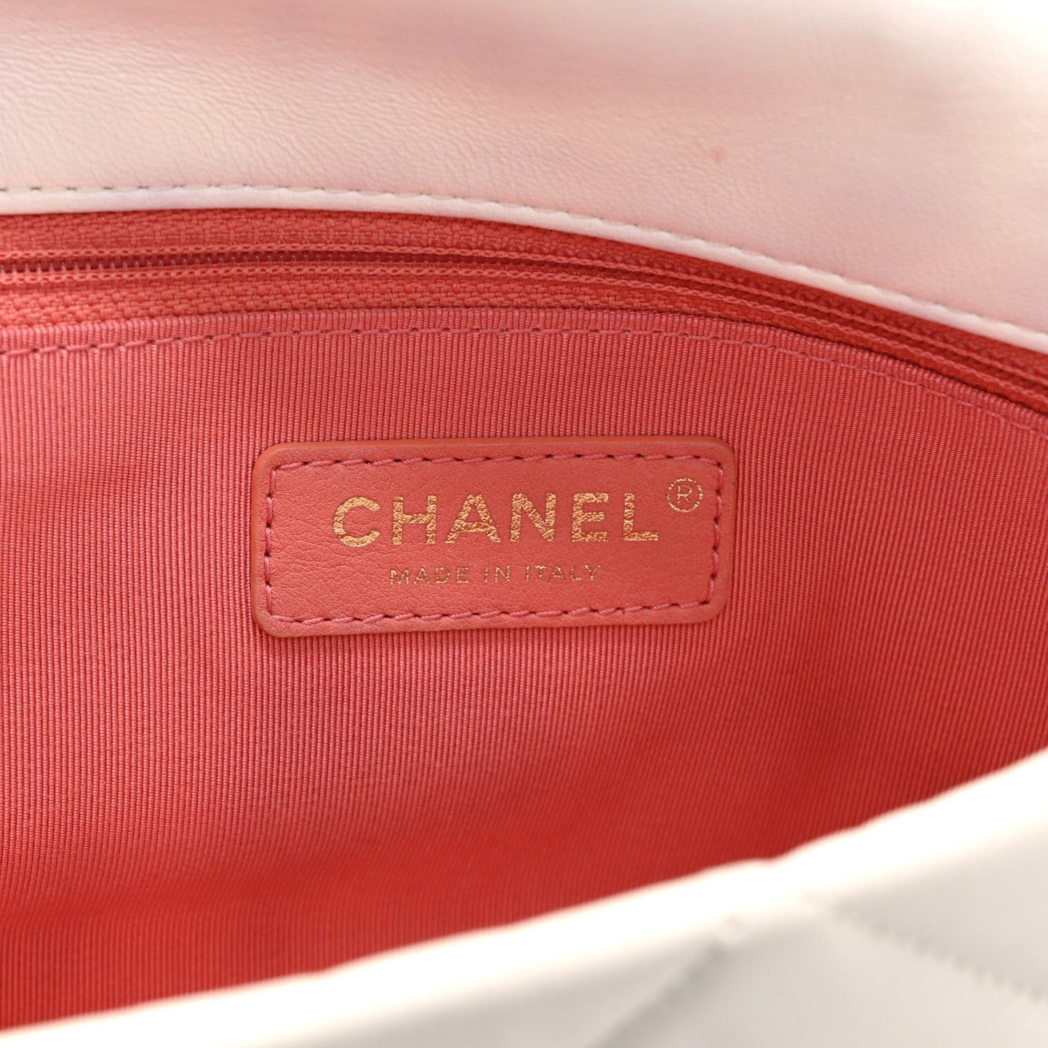 Lambskin Quilted Logo Strap Flap White