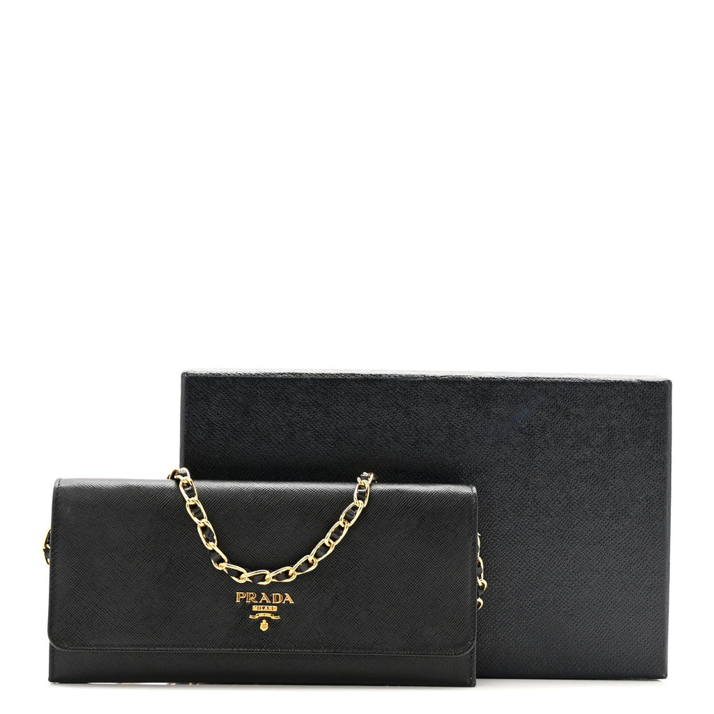 Saffiano Metal Oro Chain Wallet Black