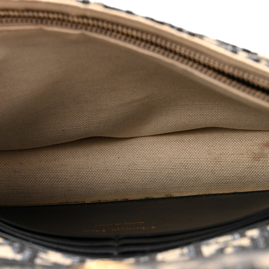 Oblique Saddle Chain Pouch Blue