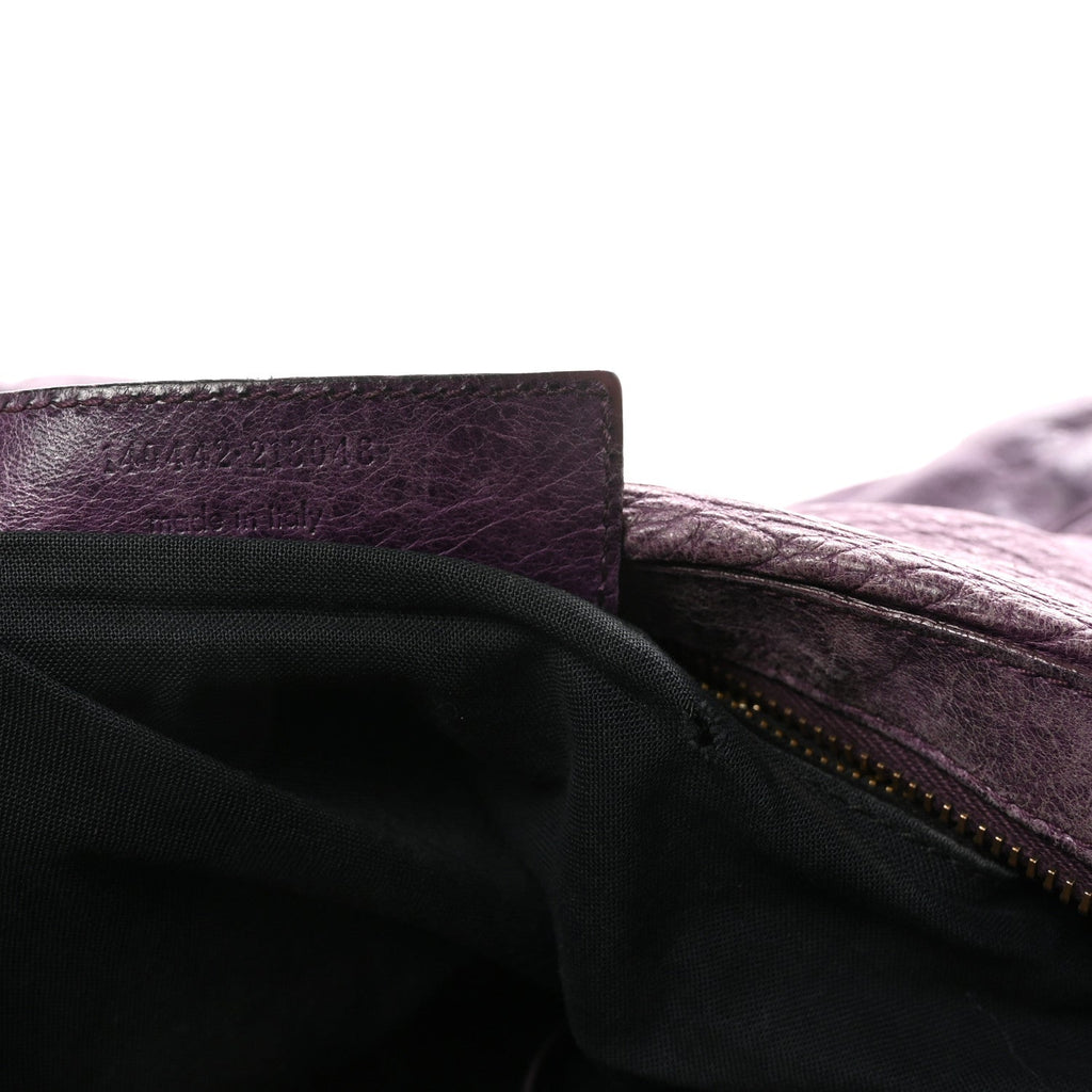 Agneau Classic Hardware Day Hobo Raisin