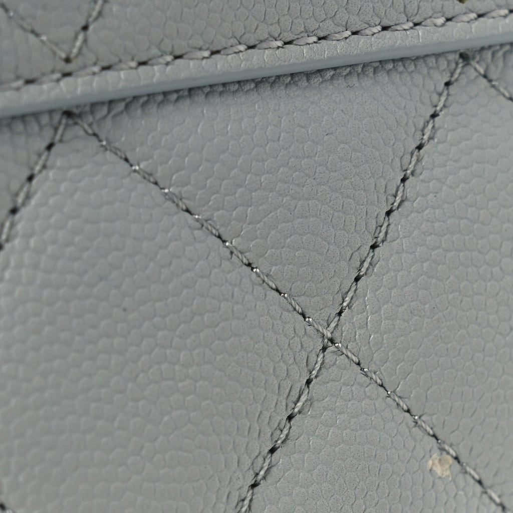 Caviar Quilted Shopping Tote Light Green