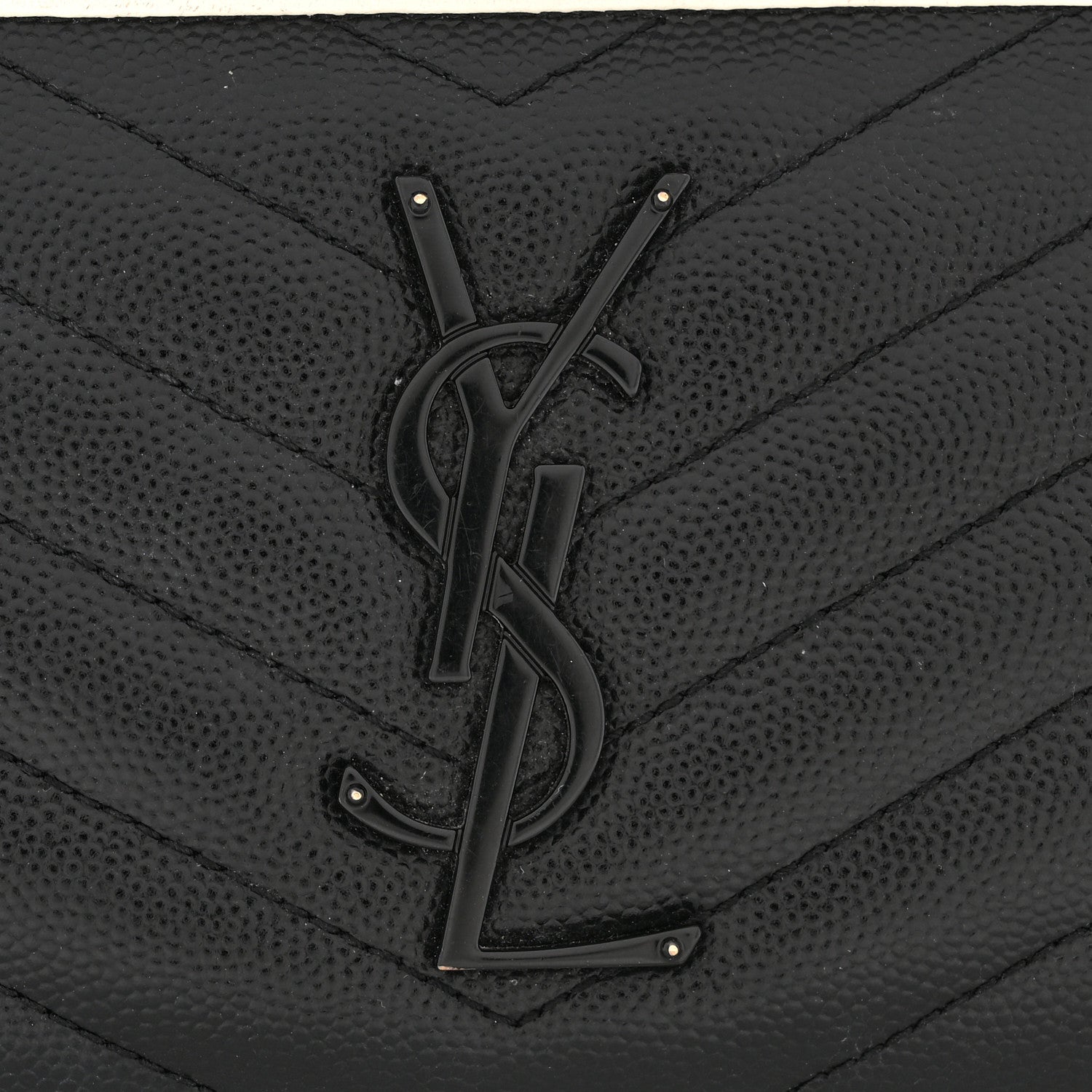 Grain De Poudre Matelasse Chevron Monogram Zip Around Wallet Black Dove White