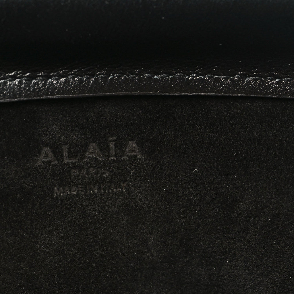 Calfskin Le Click East West Bag Black